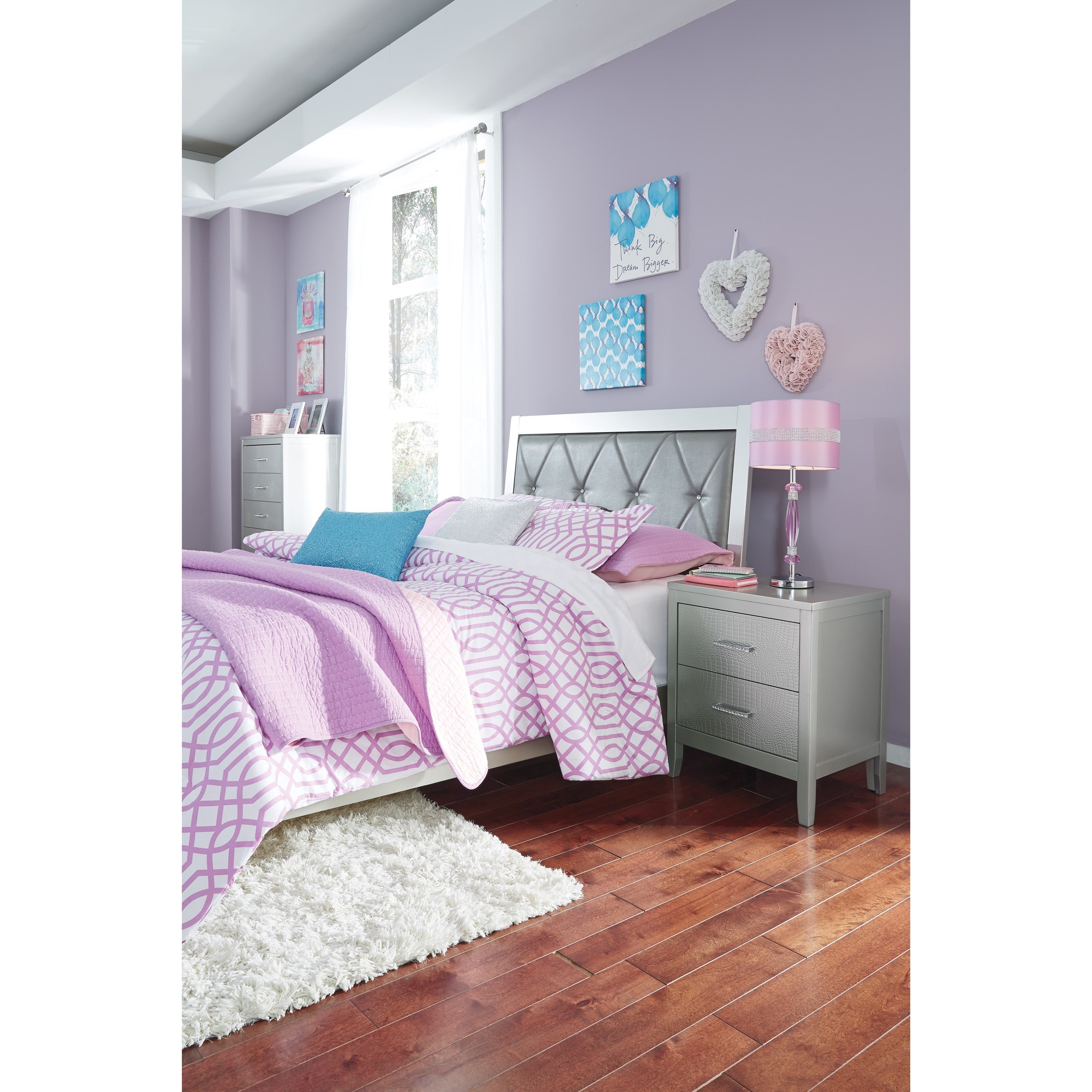 Signature Design by Ashley Olivet Glam Full Bedroom Group Darvin